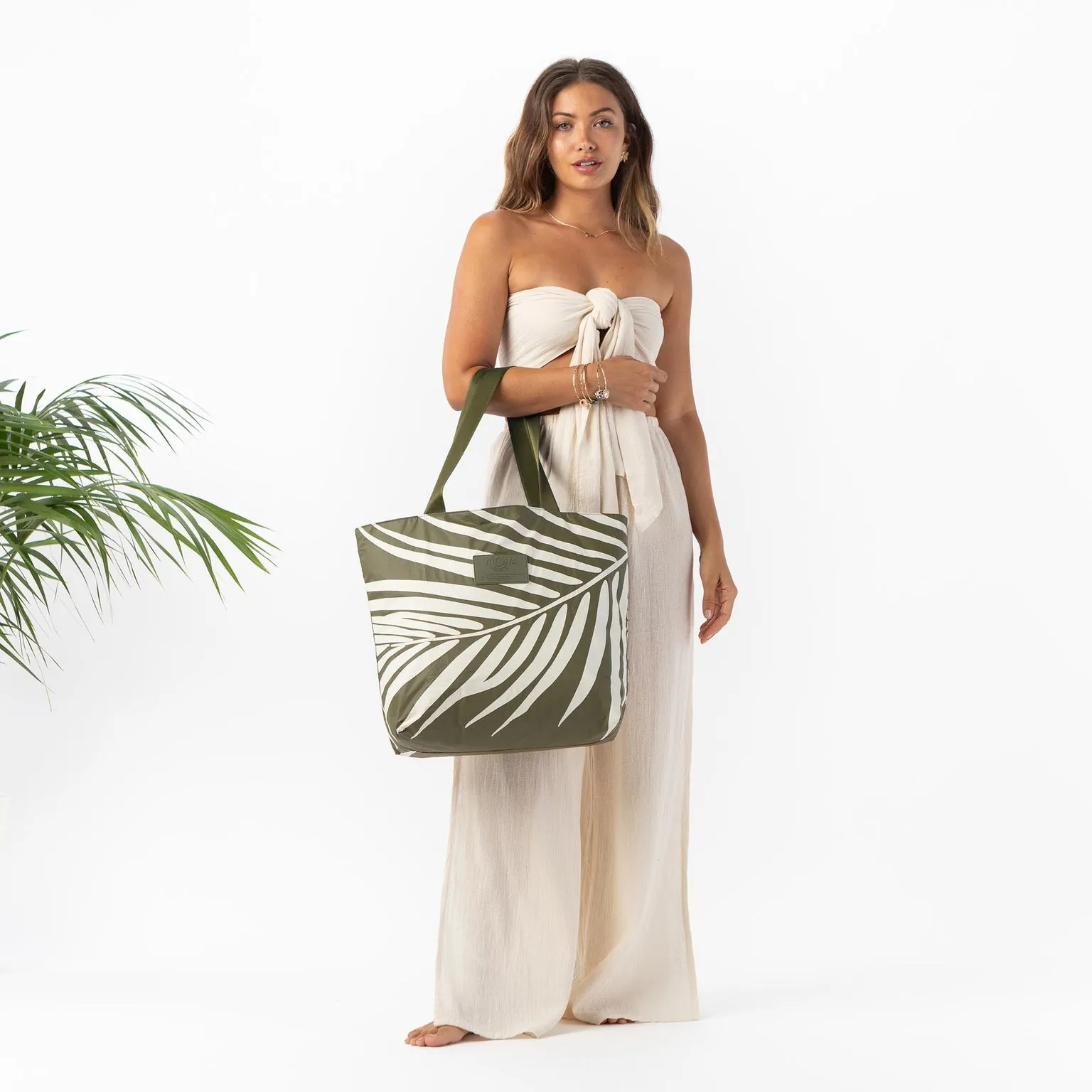 Aloha Collection Shade Day Tripper Bag-Creme/Olive
