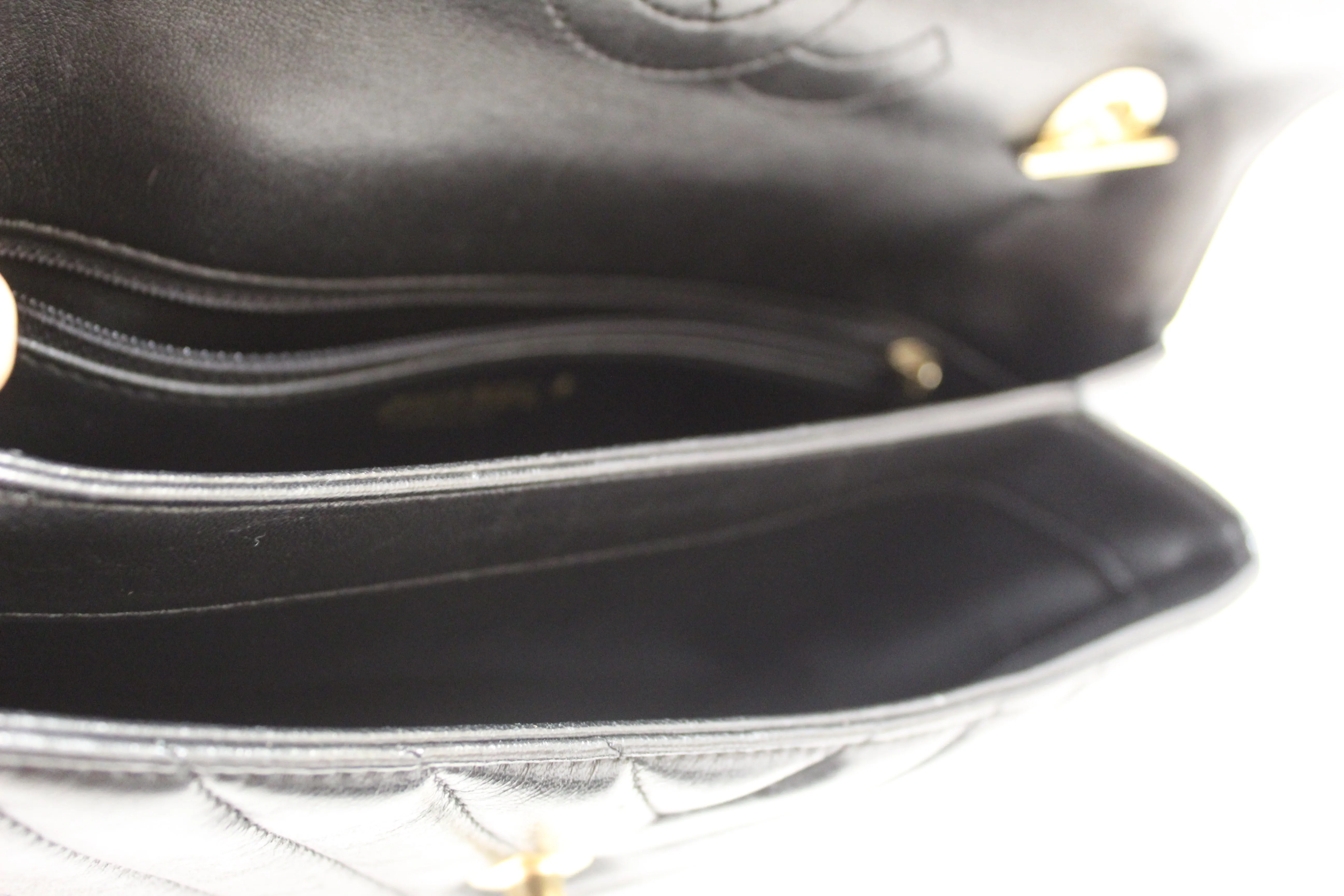 Authentic Chanel Black Chevron Lambskin Leather Medium Trendy CC Flap Shoulder Bag
