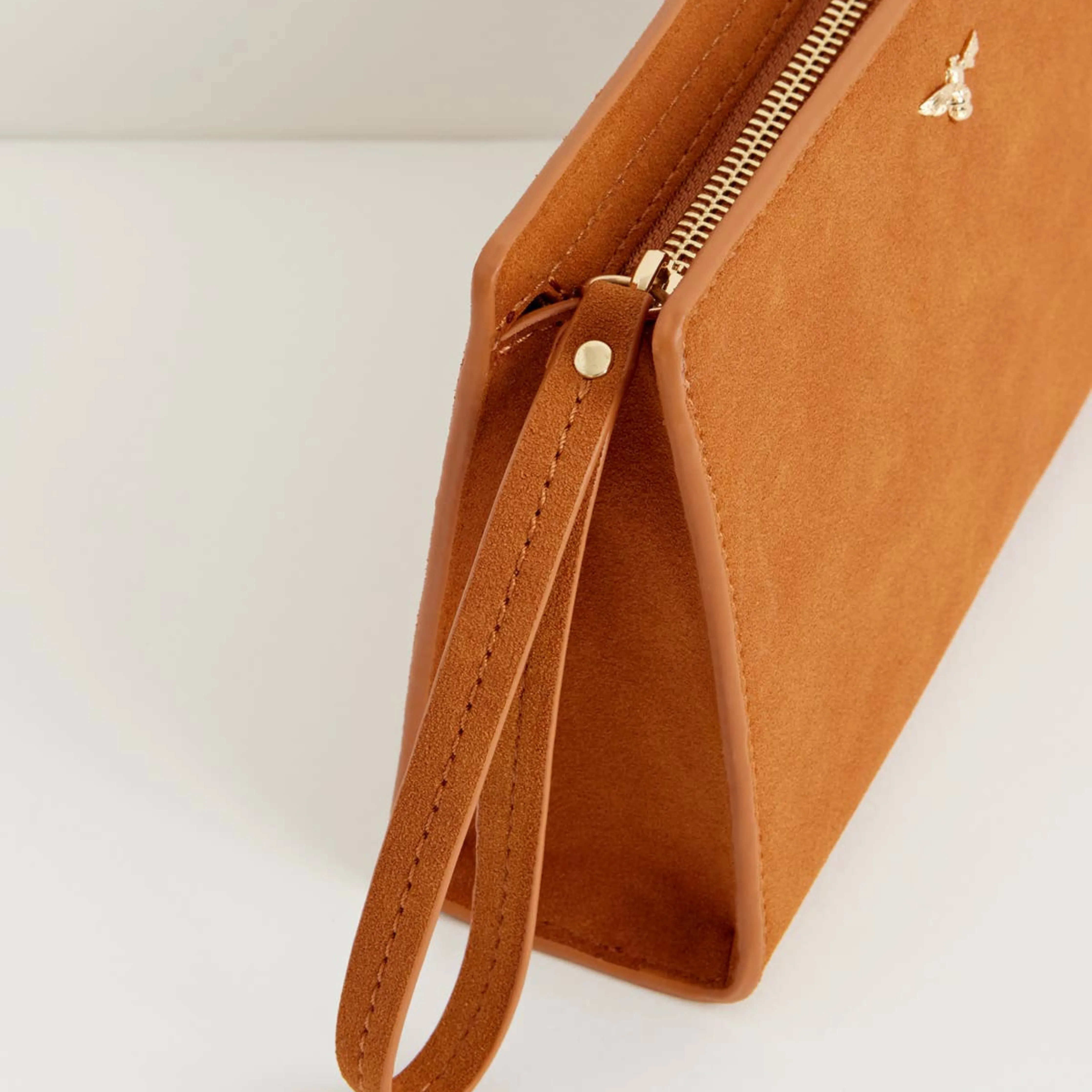 Bonnie Tan Vegan Leather Wristlet Pouch – Sophisticated & Practical Accessory
