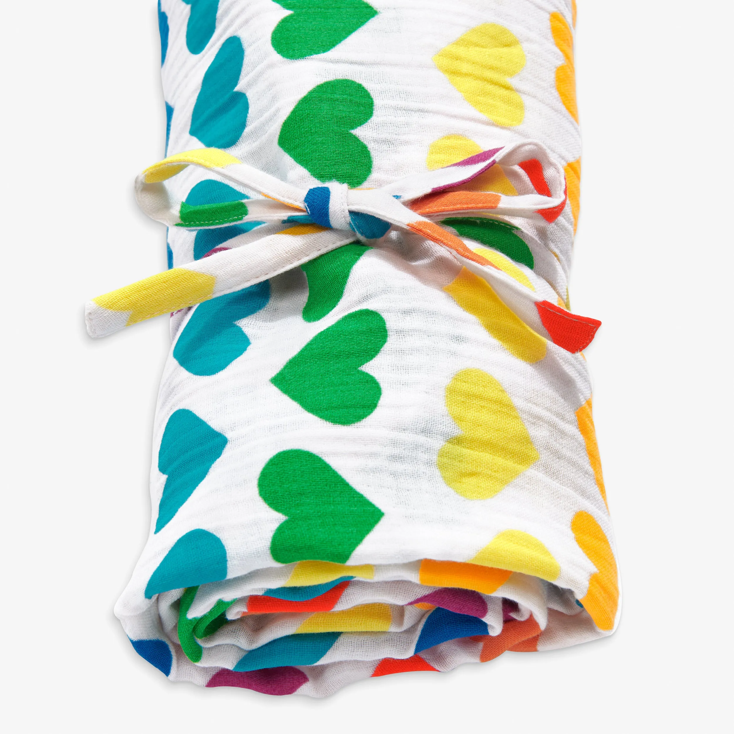 Clearance muslin blanket in rainbow heart