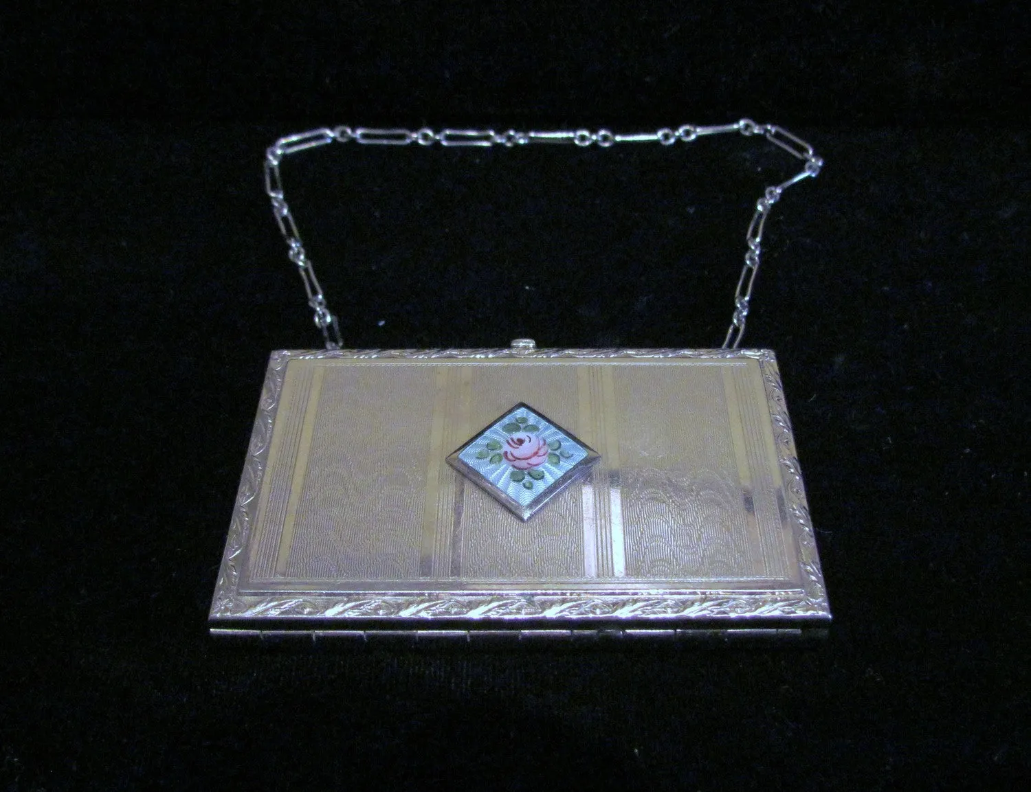 Edwardian Guilloche Compact Wristlet Purse 1910s Powder Mirror Dance Compact