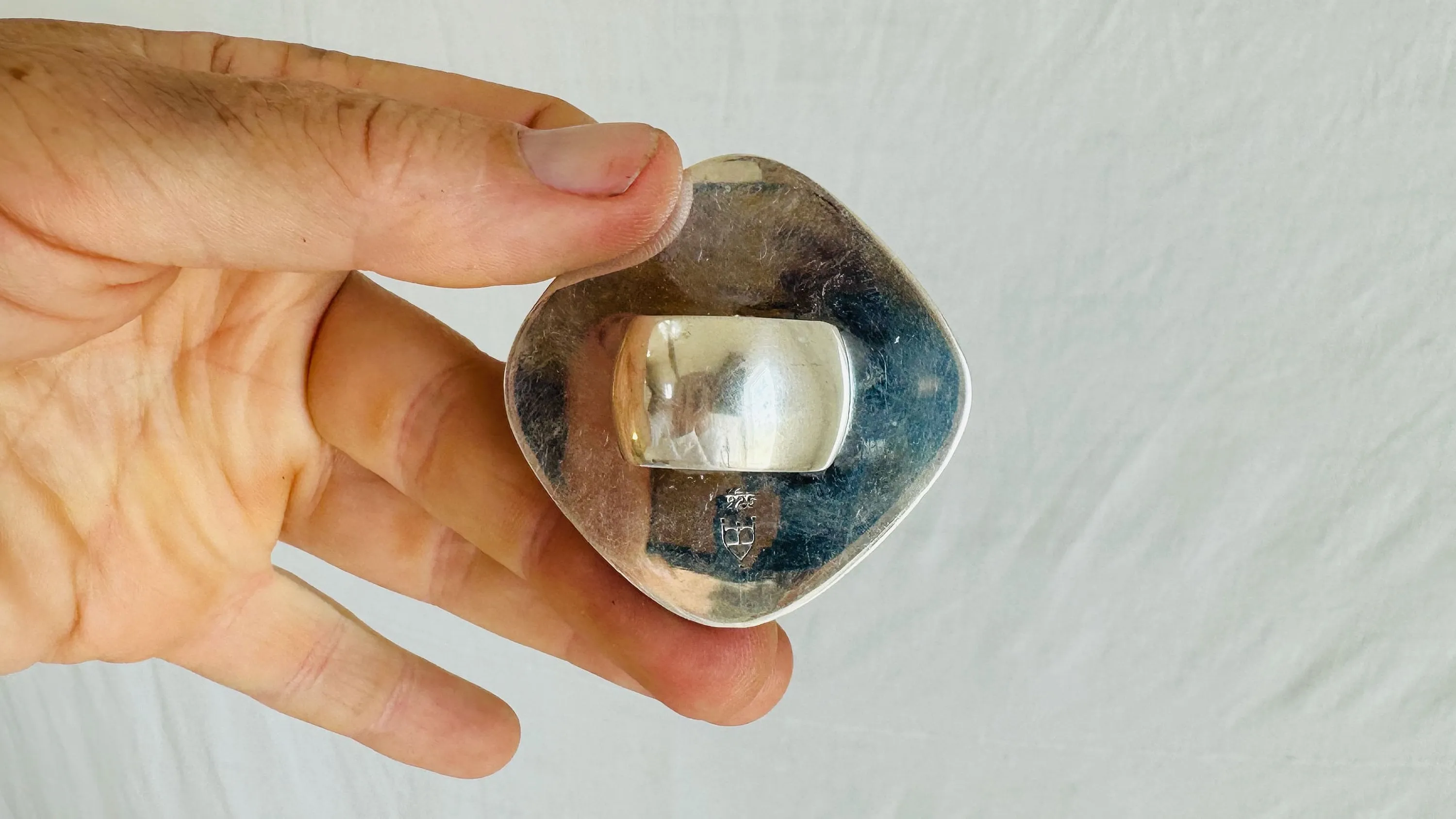Labradorite Ring. Oversized. Gorgeous Flash. Size 6. 0707